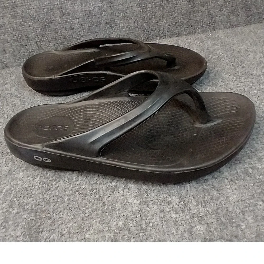 OOFOS OOriginal Recovery Sandals Women 8 Black Thong Flip Flops Comfort